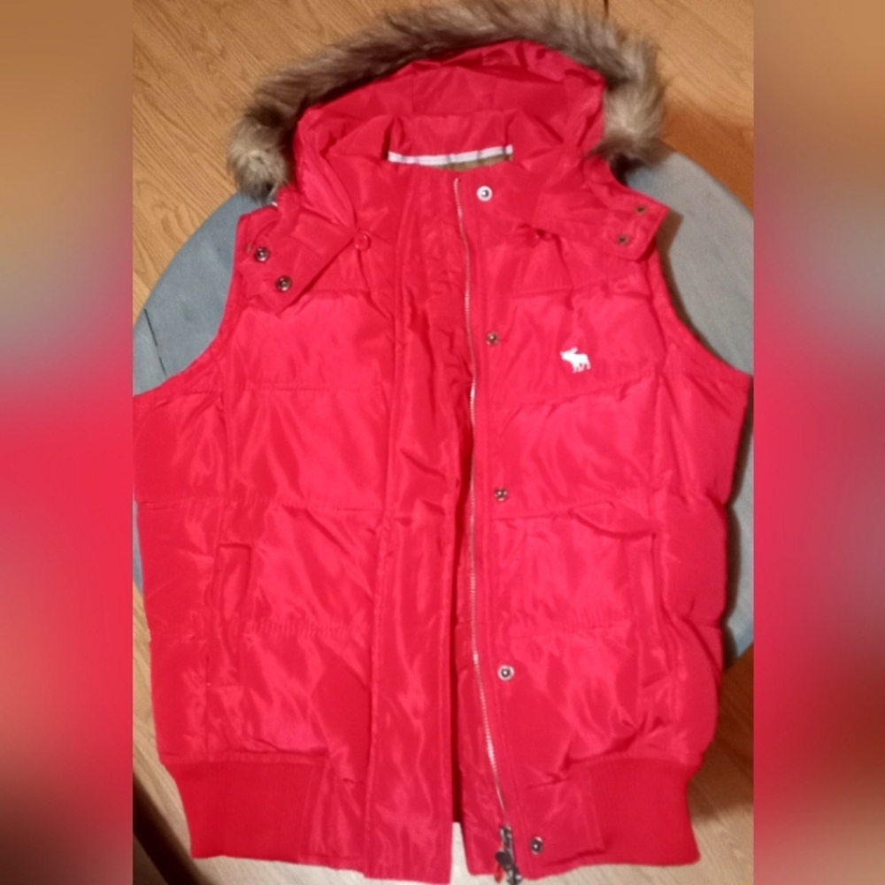 Women's Abercrombie and Fitch vest
